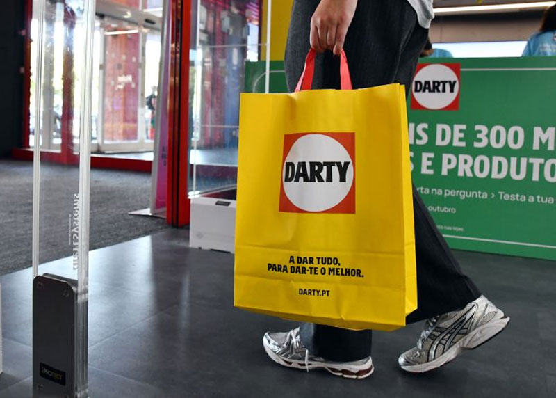 AdC aprova cedência de 11 lojas Staples à Darty em Portugal